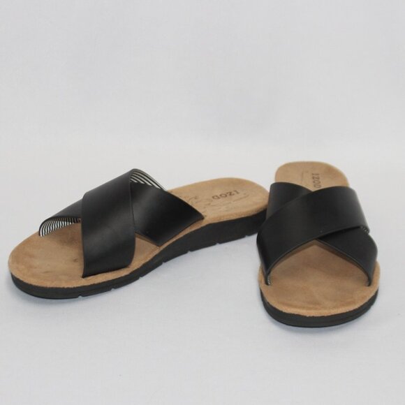 IZOD Alyssa Women's Strap Slide Sandals - Picture 2 of 8